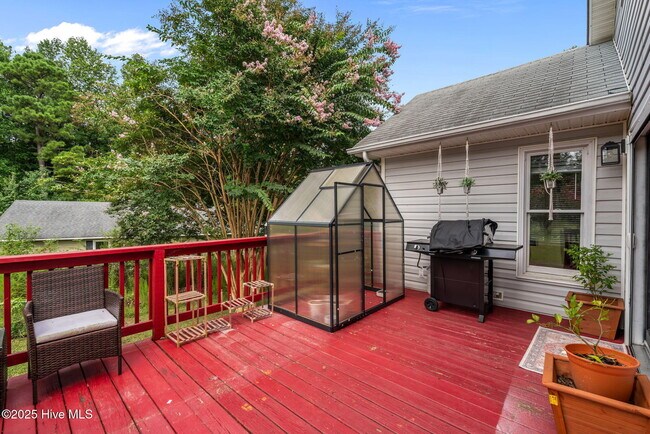 Building Photo - 39 Orrin Ct