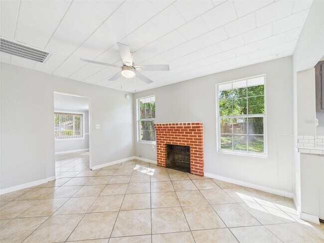 Building Photo - 348 Gordon Ave