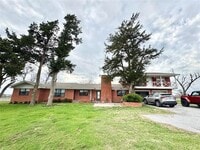 Building Photo - 1090 Fm 1200