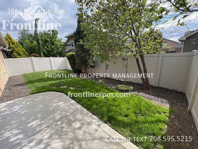 Building Photo - 3566 N Justin Ave