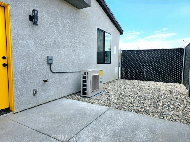 Building Photo - 5967 Bagley Ave