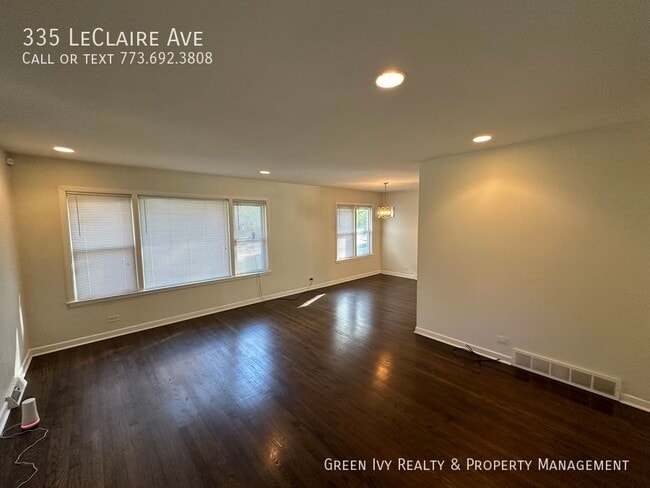 Building Photo - 335 Leclaire Ave
