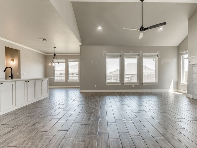 Building Photo - 3212 Hayven Cir