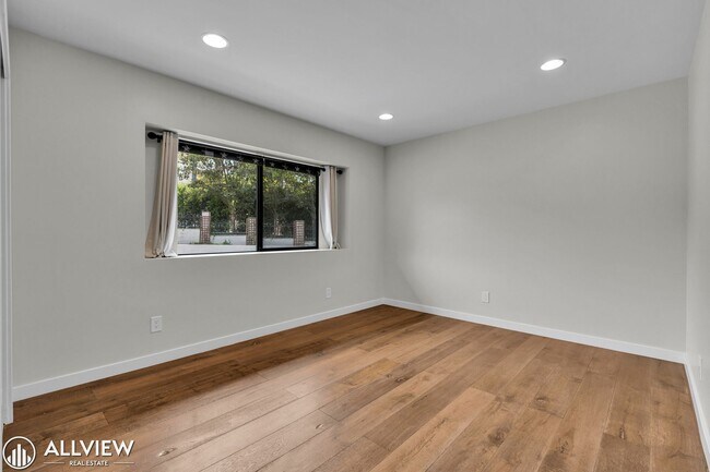 Building Photo - Stunning 4 Bed Poway Home with Views, Pool & Outdoor Oasis