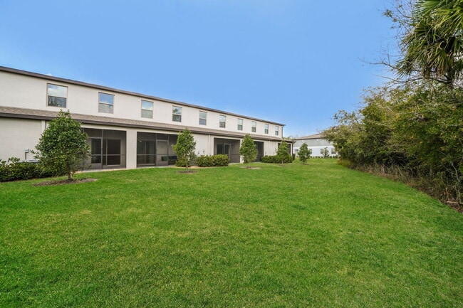 Building Photo - 1552 Cassius St