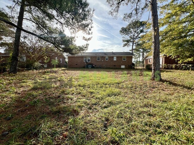 Building Photo - 1217 Faraway Dr