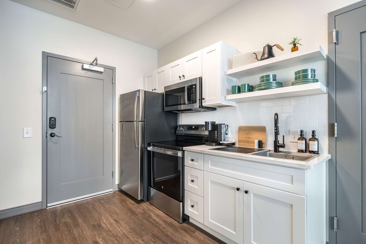 Building Photo - 520 Martin Luther King Jr Blvd