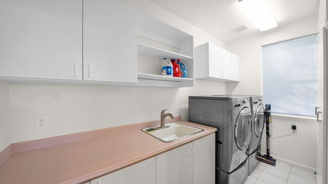 Building Photo - 24808 N 118th Pl