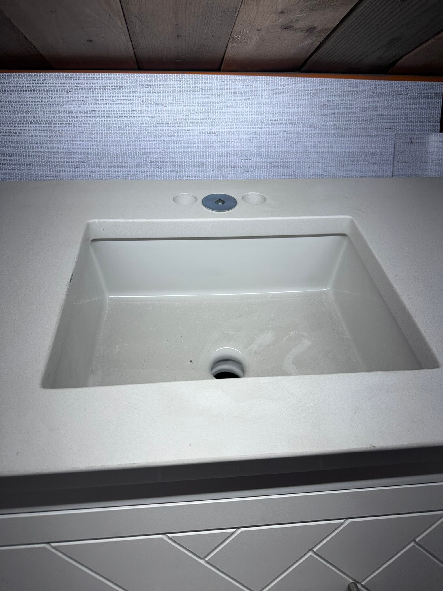 Luxurious Bathroom - 421 Olohana St