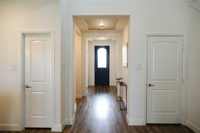Building Photo - 16601 Hidden Cove Dr