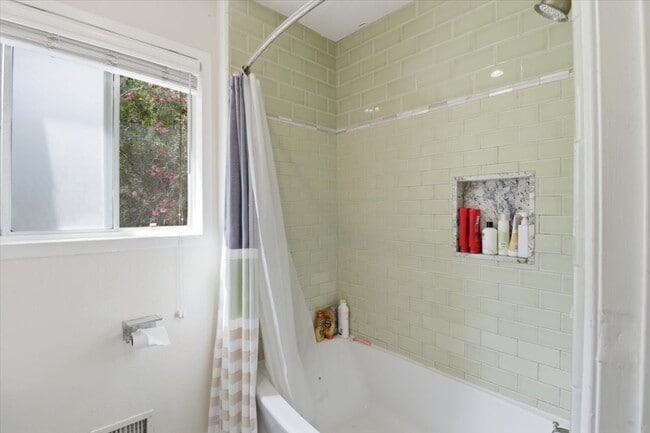 Building Photo - 4081 Yankee Dr