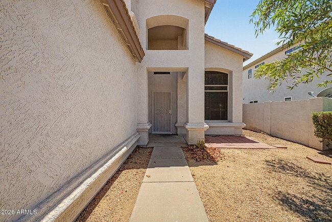 Building Photo - 6947 W Via Del Sol Dr
