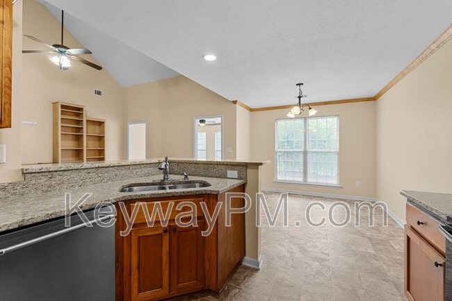 Building Photo - 811 Oshields Ct