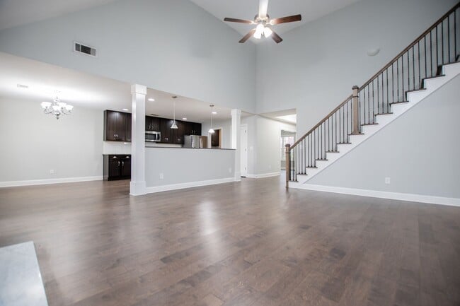 Building Photo - A Home To Grow In To