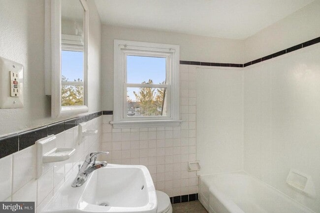 Building Photo - 3868 Germantown Pike