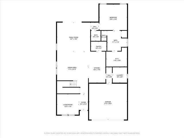 Building Photo - 2640 Oneida Ln