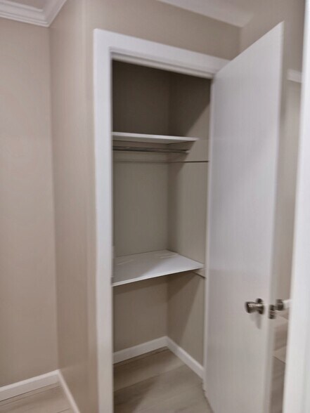 Pantry - Closet 1 - 1628 S 6th St