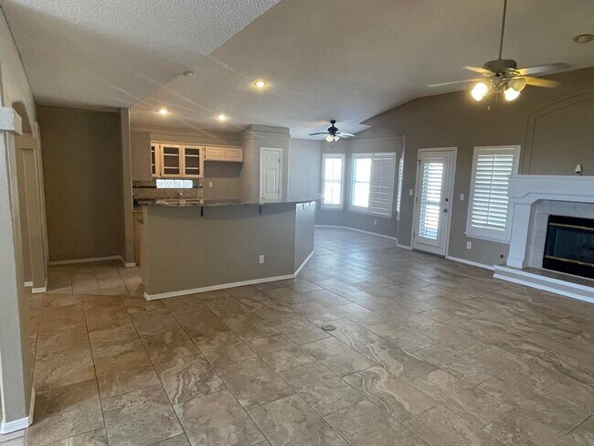 Building Photo - 1416 Black Ridge Dr