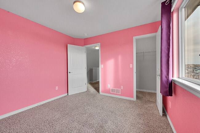 Building Photo - $2,100 - 4 Bed, 3.5 bath Home in Fountain with Central AC and Fenced in Yard!