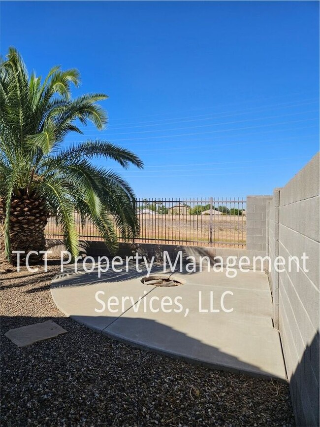 Building Photo - Beautiful Gilbert Home in the Coronado Ranch!