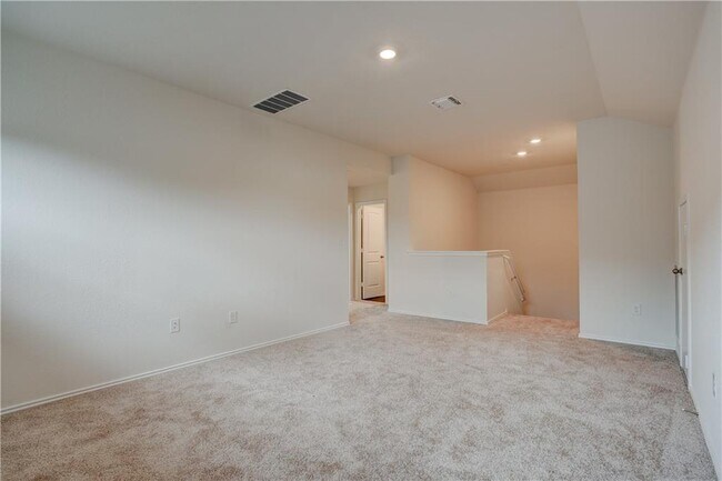Building Photo - 14500 Fitzgibbon Dr