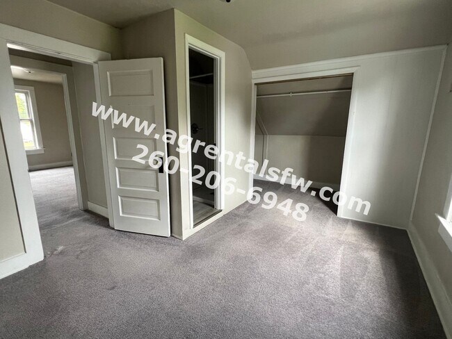 Building Photo - 3 bedroom house