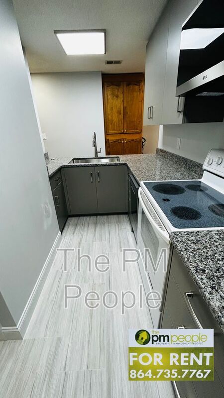 Building Photo - 134 Bennetts Bridge Rd