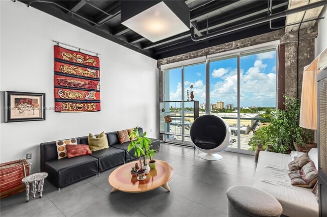 Building Photo - 8101 Biscayne Blvd
