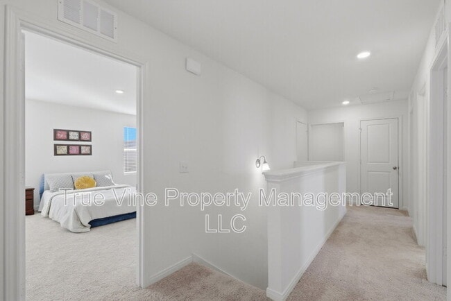 Building Photo - 14523 Bonito Loop