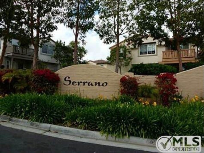 Building Photo - 6049 Paseo Salinero