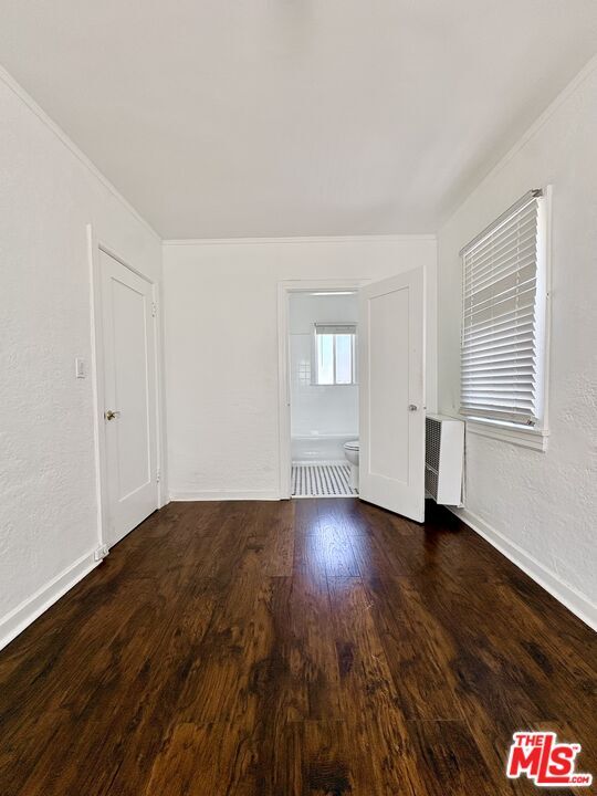 Building Photo - 3883 S Gramercy Pl