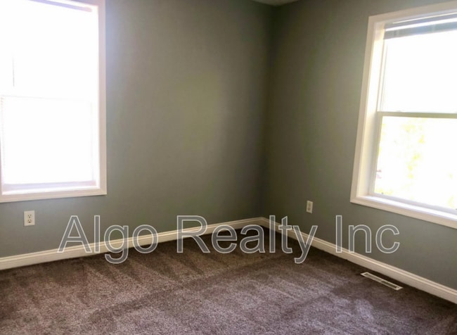 Building Photo - 1426 N Morgan Ave