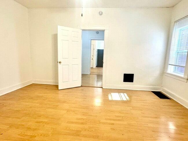 Building Photo - 4216-4218 Arsenal Street, Unit 4218