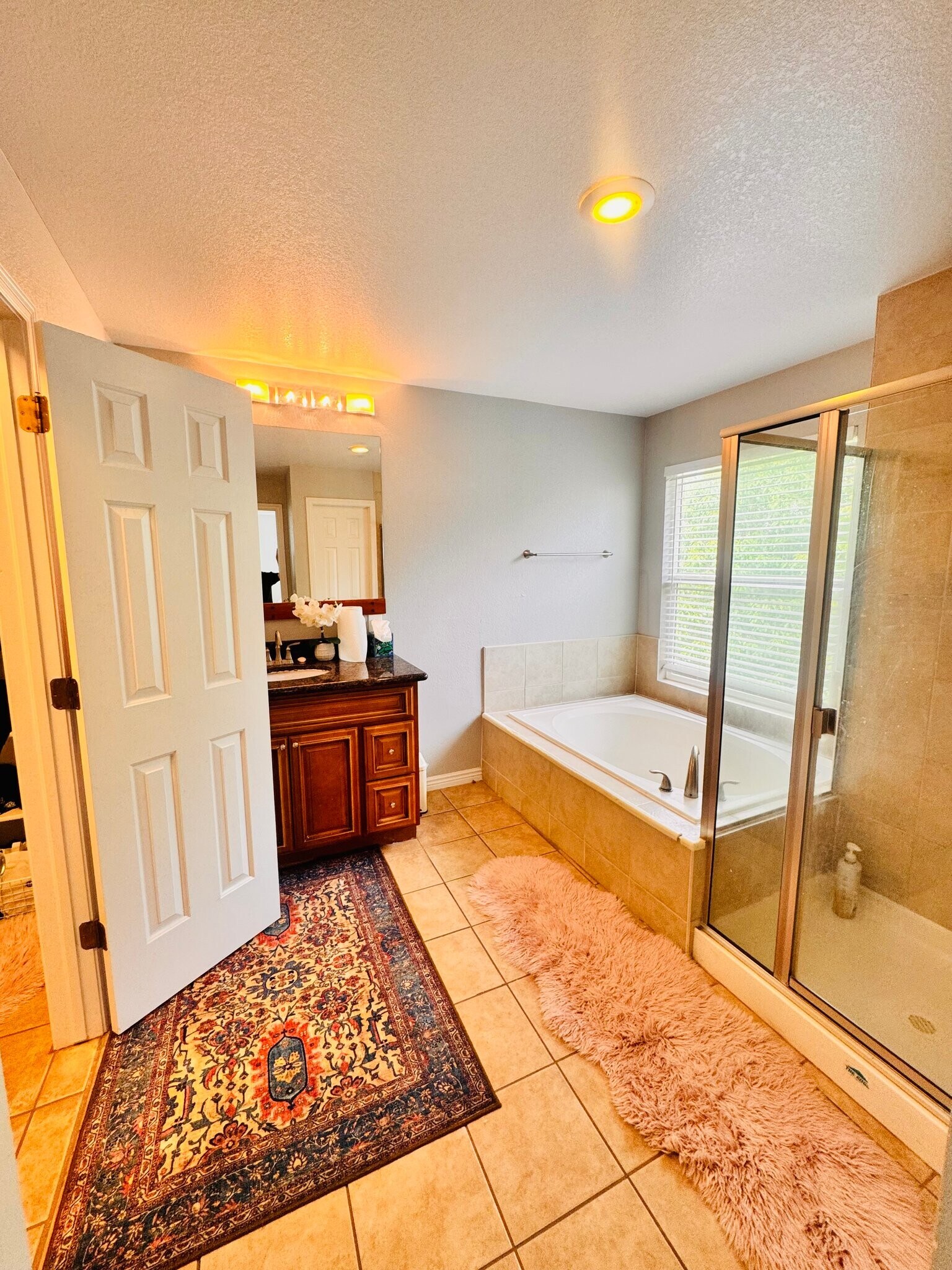 Building Photo - 9633 E Caley Cir