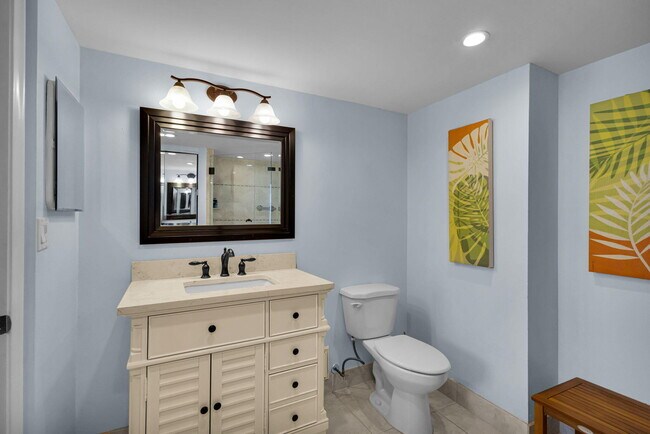 Building Photo - 4200 N Ocean Dr