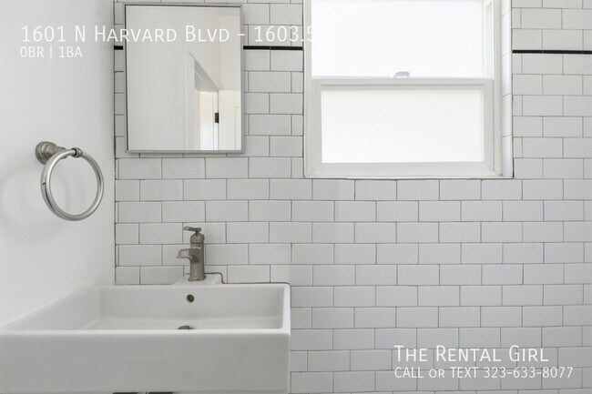 Building Photo - 1601 N Harvard Blvd