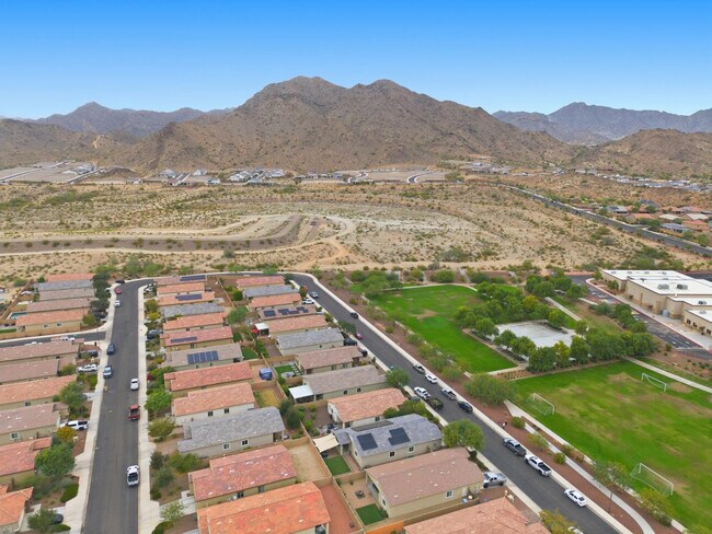 Building Photo - 21359 W Alvarado Rd