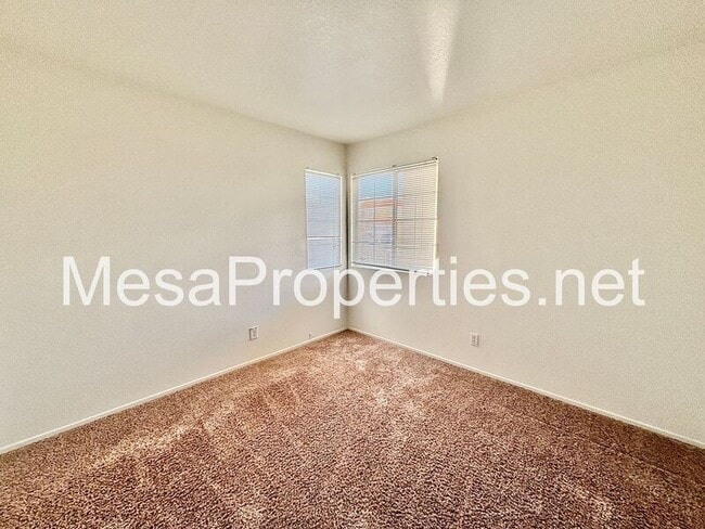 Building Photo - 16953 Sorrento Ln