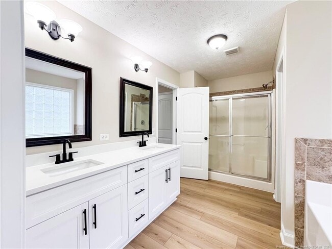 Building Photo - 7408 Paxton Dr