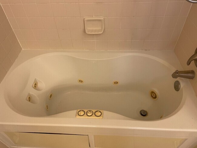 Building Photo - 1325 Stone Rd