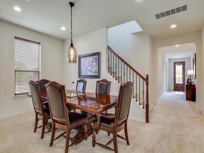 Building Photo - 1501 Lotus Flower Loop