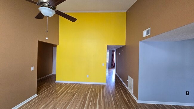 Building Photo - 109 Prosperity Ave SE