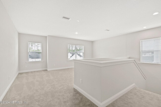 Building Photo - 120 Elm Br Rd