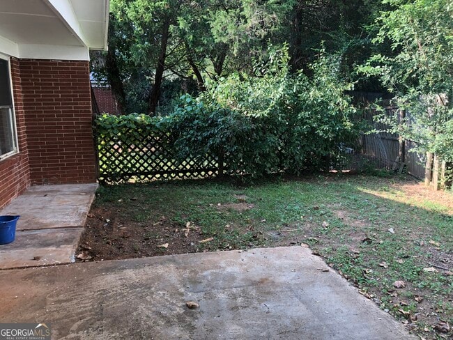 Building Photo - 1275 Venita Dr