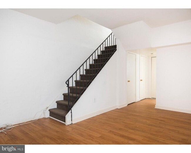 Building Photo - 2031 South St