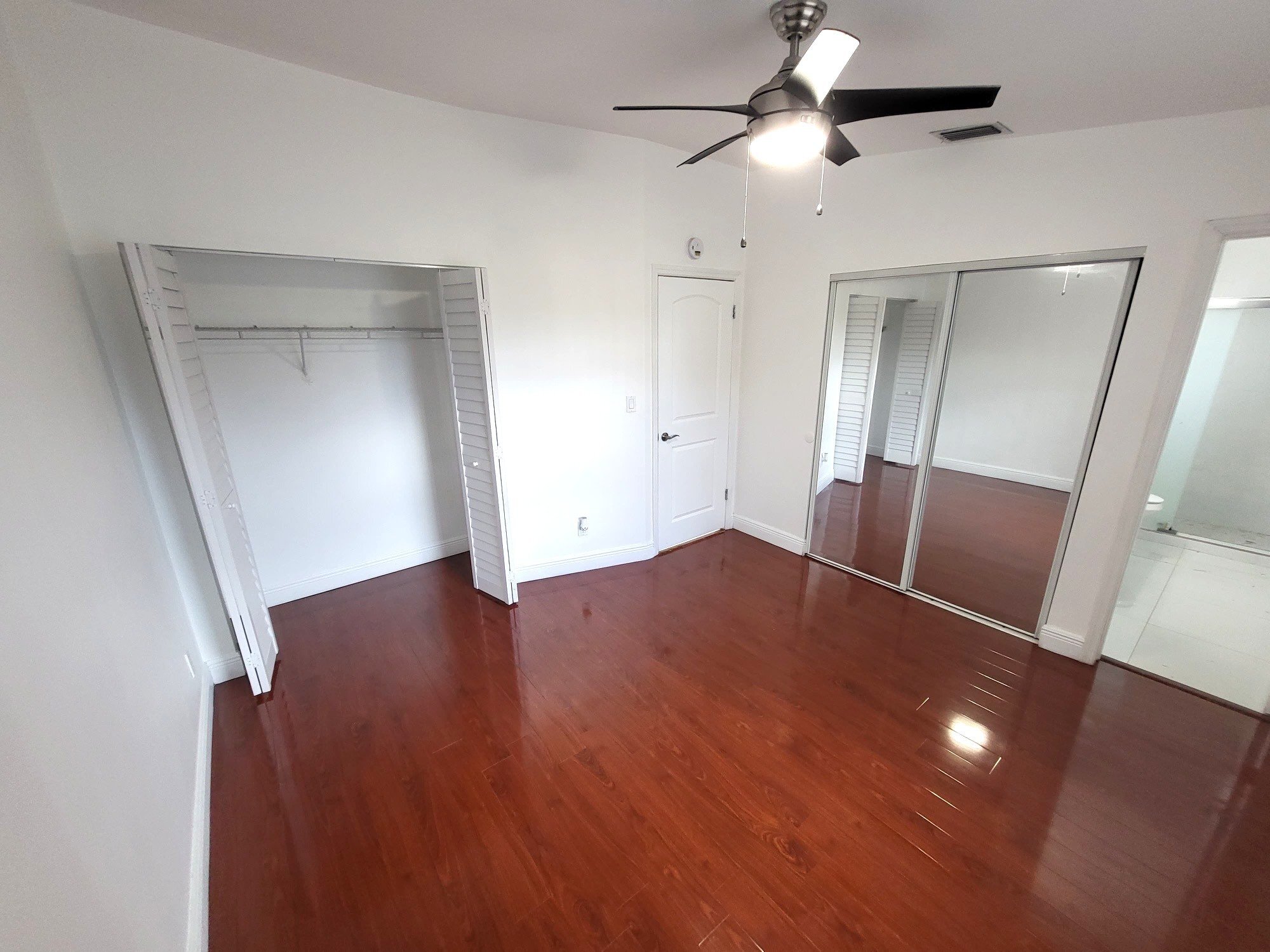 Building Photo - 20845 Grouper Dr