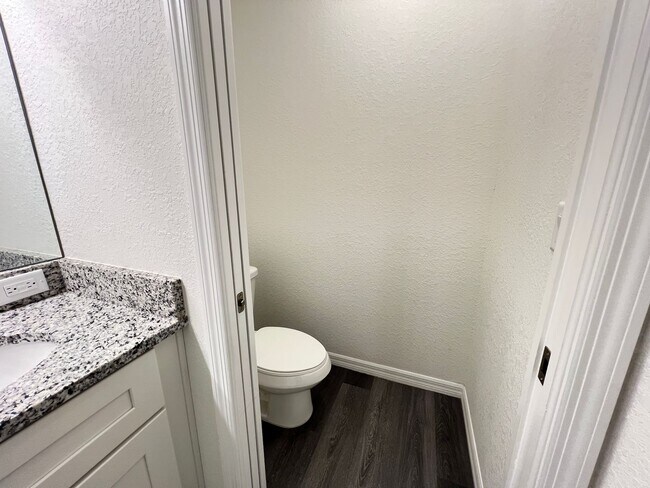 Building Photo - GREAT 3 BD/2BA Home in Ocklawaha!!