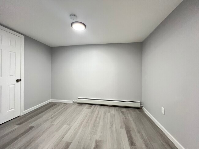 Unit 1 - 42 Dwight St