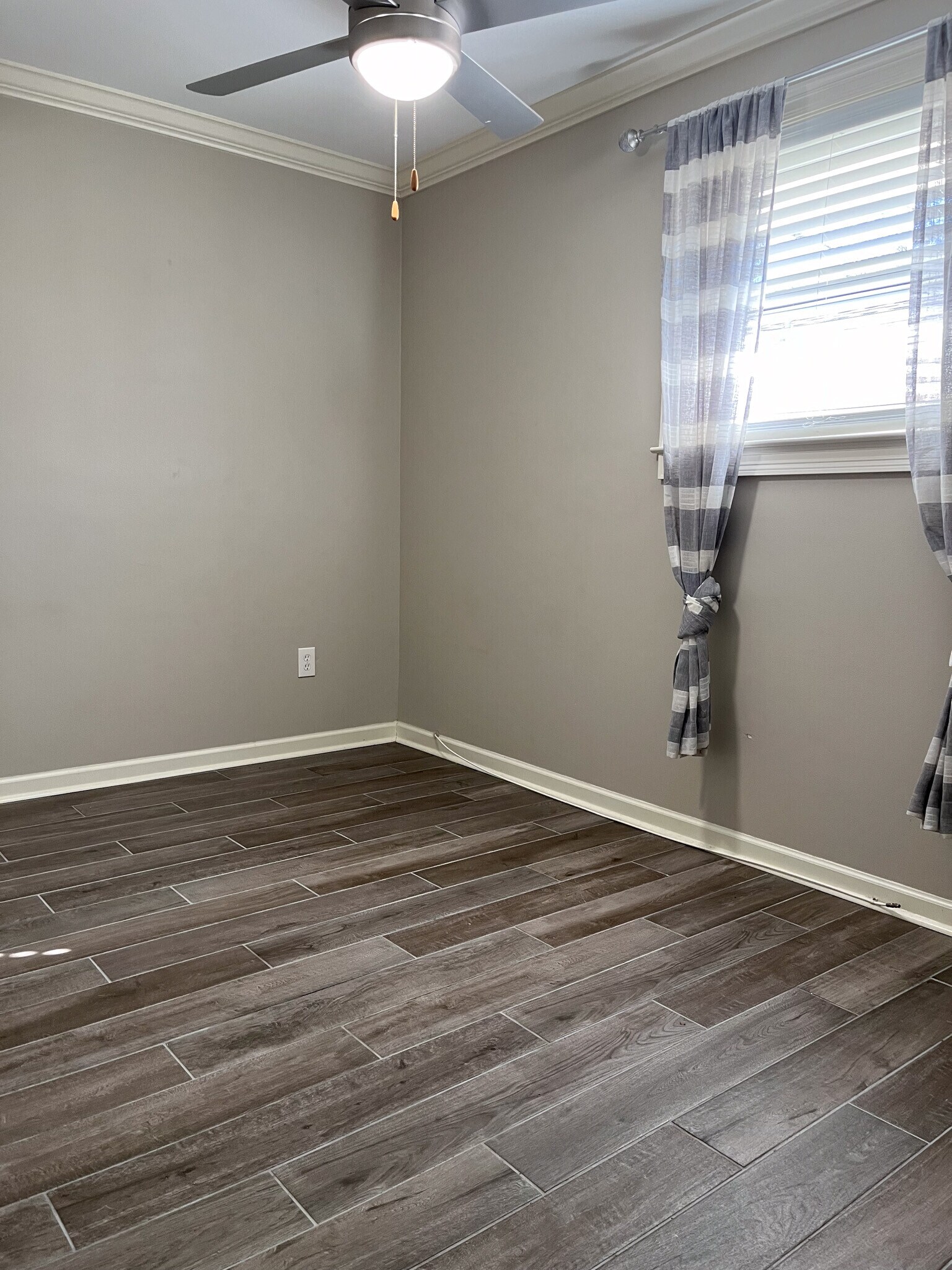 BEDROOM 2 - 5310 Astoria Dr