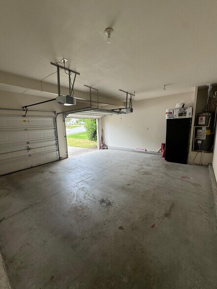 Building Photo - 2530 Sandown Ct